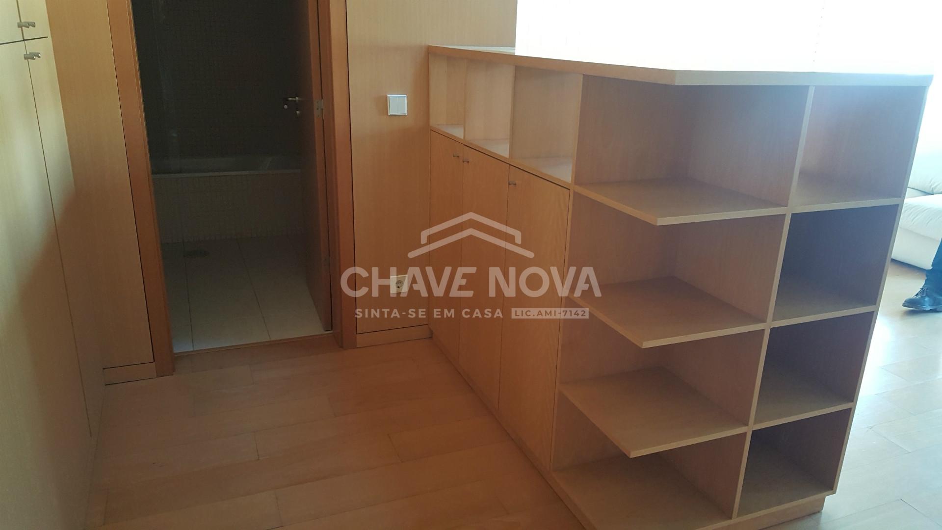 Apartamento T0 DUPLEX Venda em Santa Marinha e São Pedro da Afurada,Vila Nova de Gaia