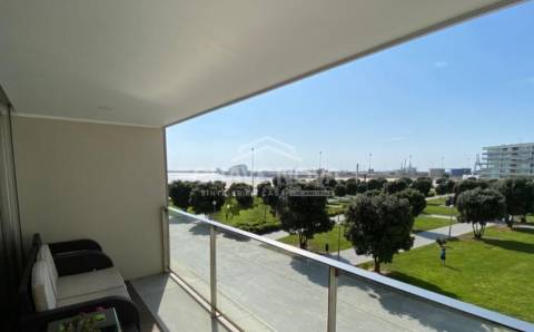 Apartamento T3 Venda em Matosinhos e Leça da Palmeira,Matosinhos