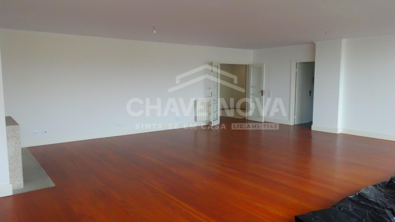 Apartamento T3 Venda em Matosinhos e Leça da Palmeira,Matosinhos