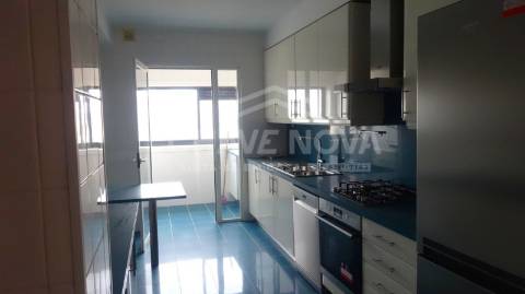 Apartamento T3 Venda em Matosinhos e Leça da Palmeira,Matosinhos