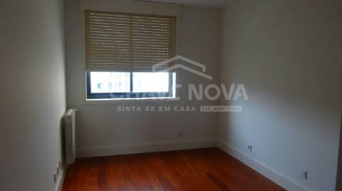 Apartamento T3 Venda em Matosinhos e Leça da Palmeira,Matosinhos