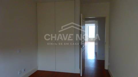 Apartamento T3 Venda em Matosinhos e Leça da Palmeira,Matosinhos