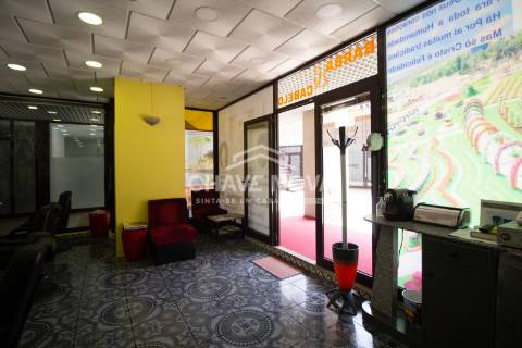 Loja  Venda em Mafamude e Vilar do Paraíso,Vila Nova de Gaia