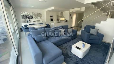 Moradia Geminada T3 Venda em Quarteira,Loulé