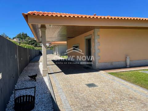 Moradia Isolada T3 Venda em Fânzeres e São Pedro da Cova,Gondomar