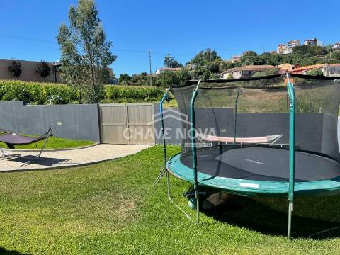 Moradia Isolada T3 Venda em Fânzeres e São Pedro da Cova,Gondomar