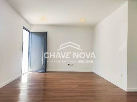 Andar Moradia T2 Venda em Rio Tinto,Gondomar