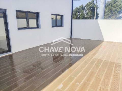 Andar Moradia T2 Venda em Rio Tinto,Gondomar