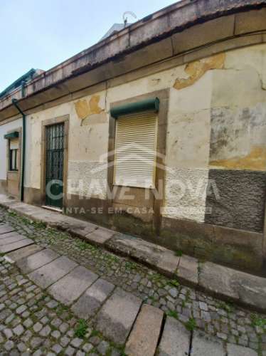 Moradia Devoluta T2 Venda em Cedofeita, Santo Ildefonso, Sé, Miragaia, São Nicolau e Vitória,Porto