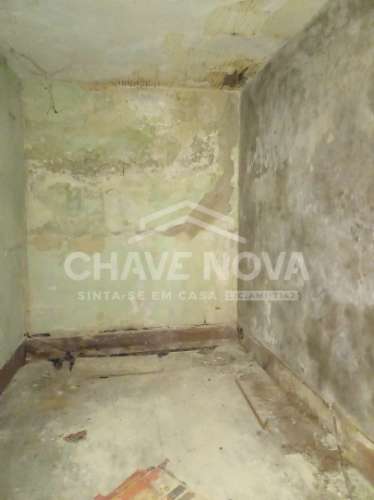 Moradia Devoluta T1 Venda em Cedofeita, Santo Ildefonso, Sé, Miragaia, São Nicolau e Vitória,Porto