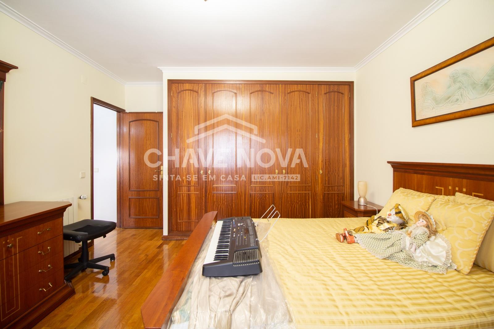 Apartamento T3 Venda em Mafamude e Vilar do Paraíso,Vila Nova de Gaia