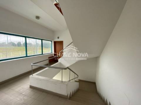 Armazém  Venda em Matosinhos e Leça da Palmeira,Matosinhos