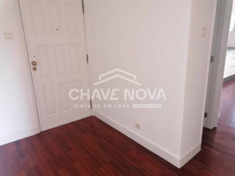 Apartamento T3 Arrendamento em Lordelo do Ouro e Massarelos,Porto