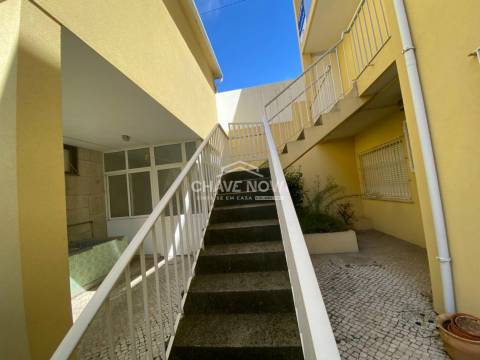 Moradia Geminada T4 Venda em Lordelo do Ouro e Massarelos,Porto