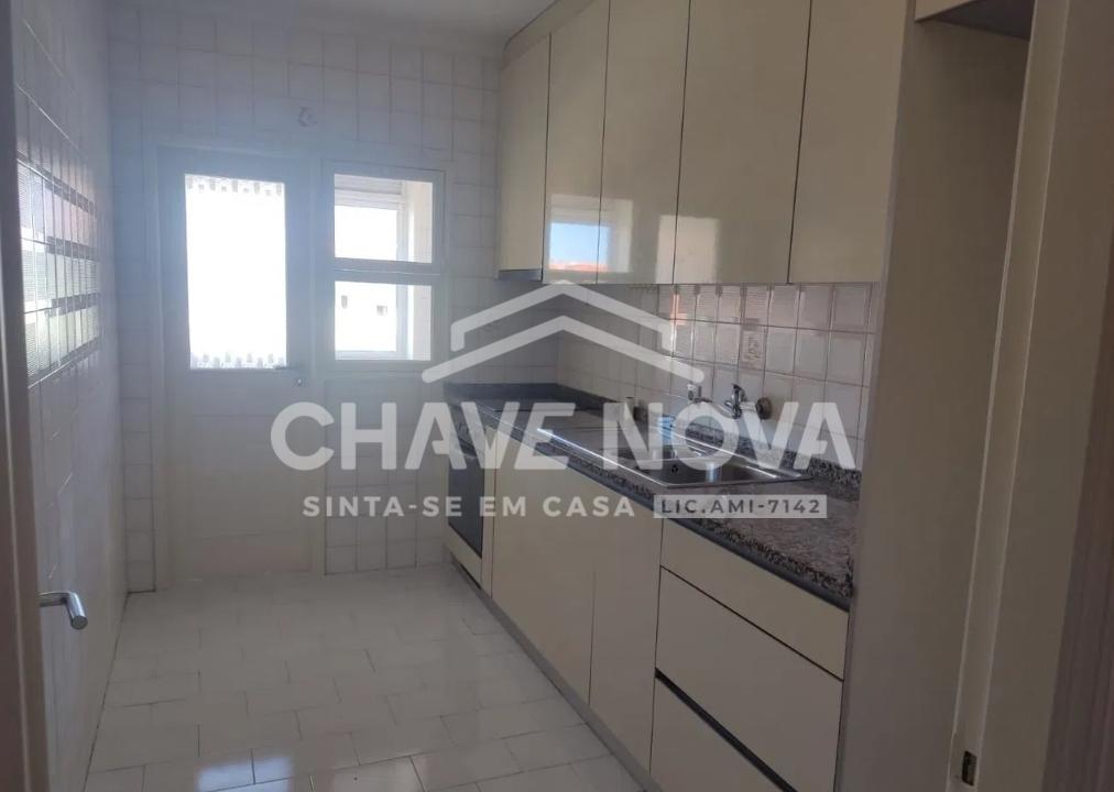 Apartamento T2 Venda em Vilar de Andorinho,Vila Nova de Gaia