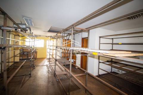 Armazém  Venda em Matosinhos e Leça da Palmeira,Matosinhos