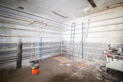 Armazém  Venda em Matosinhos e Leça da Palmeira,Matosinhos