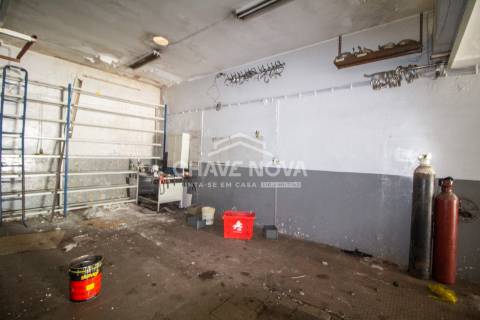 Armazém  Venda em Matosinhos e Leça da Palmeira,Matosinhos