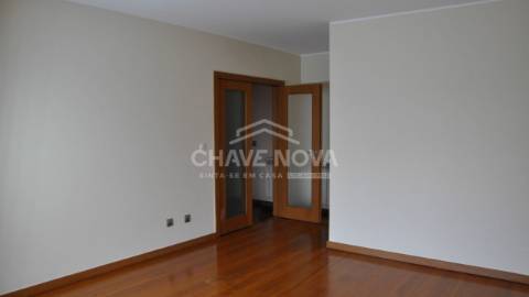 Apartamento T3 Venda em Matosinhos e Leça da Palmeira,Matosinhos