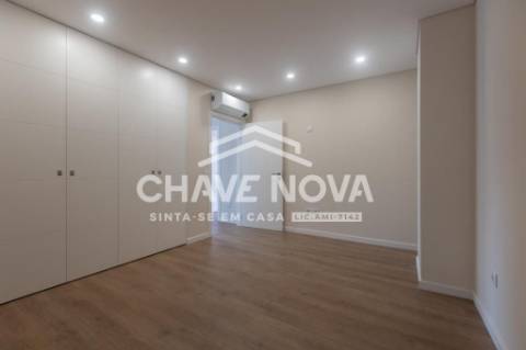 Apartamento T4 Venda em Setúbal (São Julião, Nossa Senhora da Anunciada e Santa Maria da Graça),Setúbal