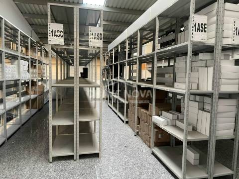 Armazém  Venda em Alfena,Valongo