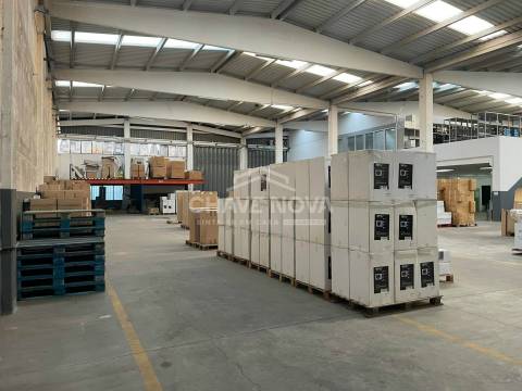 Armazém  Venda em Alfena,Valongo