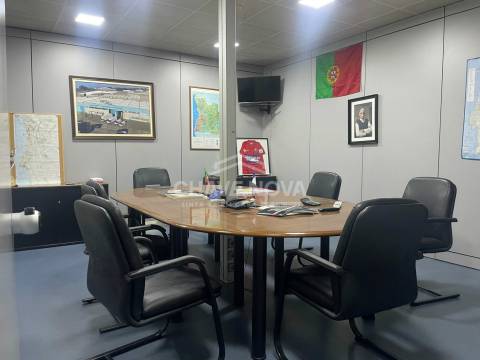 Armazém  Venda em Alfena,Valongo