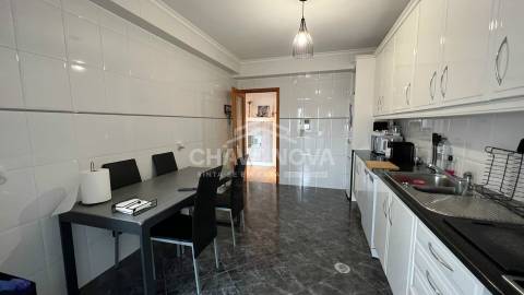 Apartamento T2 Venda em Mafamude e Vilar do Paraíso,Vila Nova de Gaia