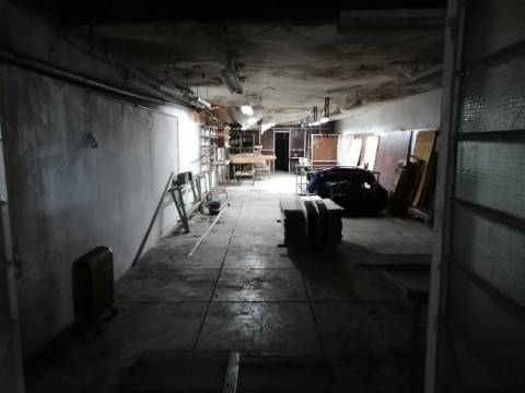 Armazém  Venda em Cedofeita, Santo Ildefonso, Sé, Miragaia, São Nicolau e Vitória,Porto