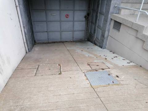 Armazém  Venda em Cedofeita, Santo Ildefonso, Sé, Miragaia, São Nicolau e Vitória,Porto