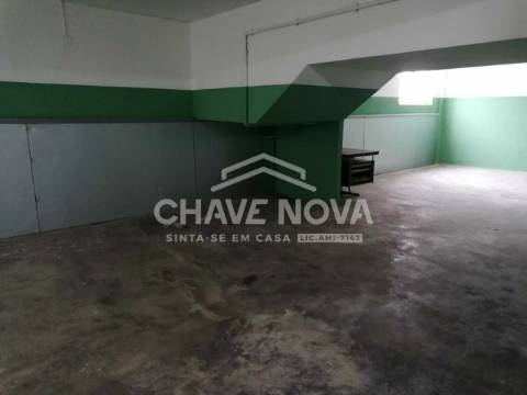 Armazém  Venda em Ramalde,Porto