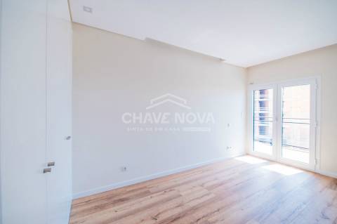 Apartamento T3 Venda em Póvoa de Santa Iria e Forte da Casa,Vila Franca de Xira