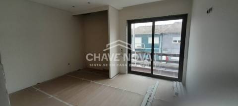 Andar Moradia T3 Venda em Rio Tinto,Gondomar