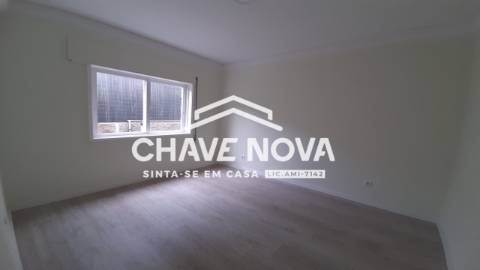 Andar Moradia T2 Venda em Baguim do Monte (Rio Tinto),Gondomar