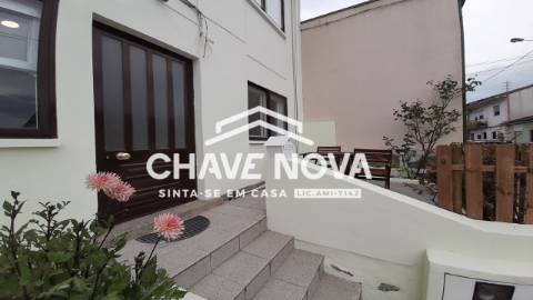 Andar Moradia T2 Venda em Baguim do Monte (Rio Tinto),Gondomar