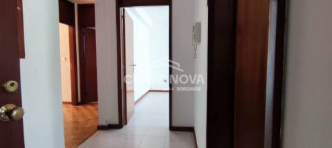 Apartamento T2 Venda em Avintes,Vila Nova de Gaia