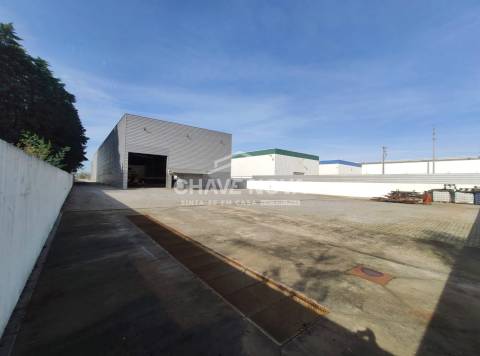 Armazém  Venda em Albergaria-a-Velha e Valmaior,Albergaria-a-Velha