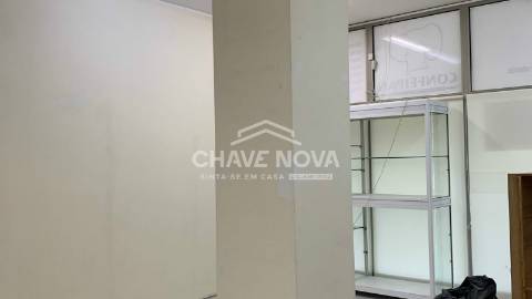 Loja  Venda em Mafamude e Vilar do Paraíso,Vila Nova de Gaia