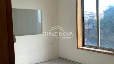 Loja  Venda em Mafamude e Vilar do Paraíso,Vila Nova de Gaia