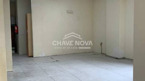 Loja  Venda em Mafamude e Vilar do Paraíso,Vila Nova de Gaia