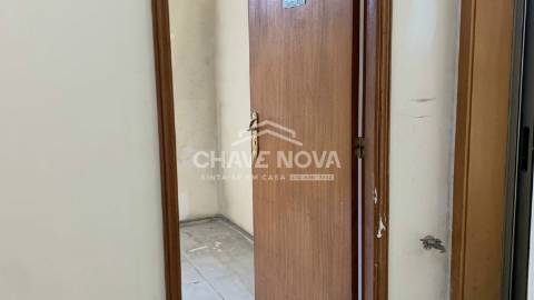 Loja  Venda em Mafamude e Vilar do Paraíso,Vila Nova de Gaia