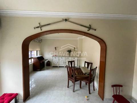 Apartamento T2 Venda em Algueirão-Mem Martins,Sintra