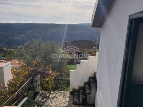 Quintinha T3 Venda em Valtorno e Mourão,Vila Flor