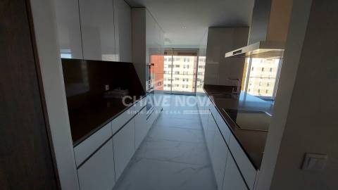 Apartamento T3 Venda em São Mamede de Infesta e Senhora da Hora,Matosinhos