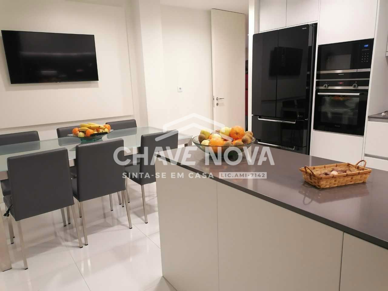 Apartamento T4+1 Venda em Rio Tinto,Gondomar