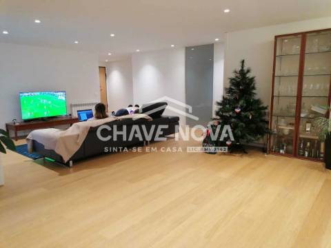 Apartamento T4+1 Venda em Rio Tinto,Gondomar