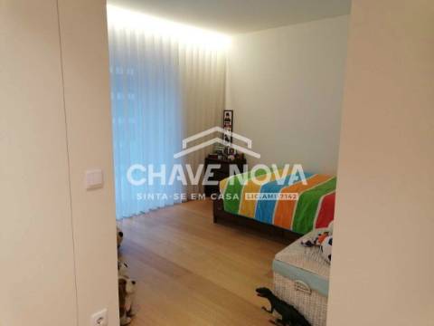 Apartamento T4+1 Venda em Rio Tinto,Gondomar