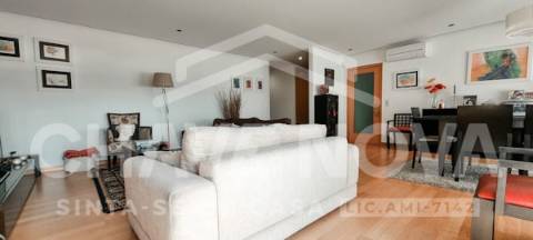 Apartamento T4 Venda em Mafamude e Vilar do Paraíso,Vila Nova de Gaia