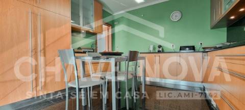 Apartamento T4 Venda em Mafamude e Vilar do Paraíso,Vila Nova de Gaia