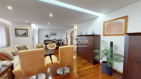 Apartamento T4+1 Venda em Mafamude e Vilar do Paraíso,Vila Nova de Gaia